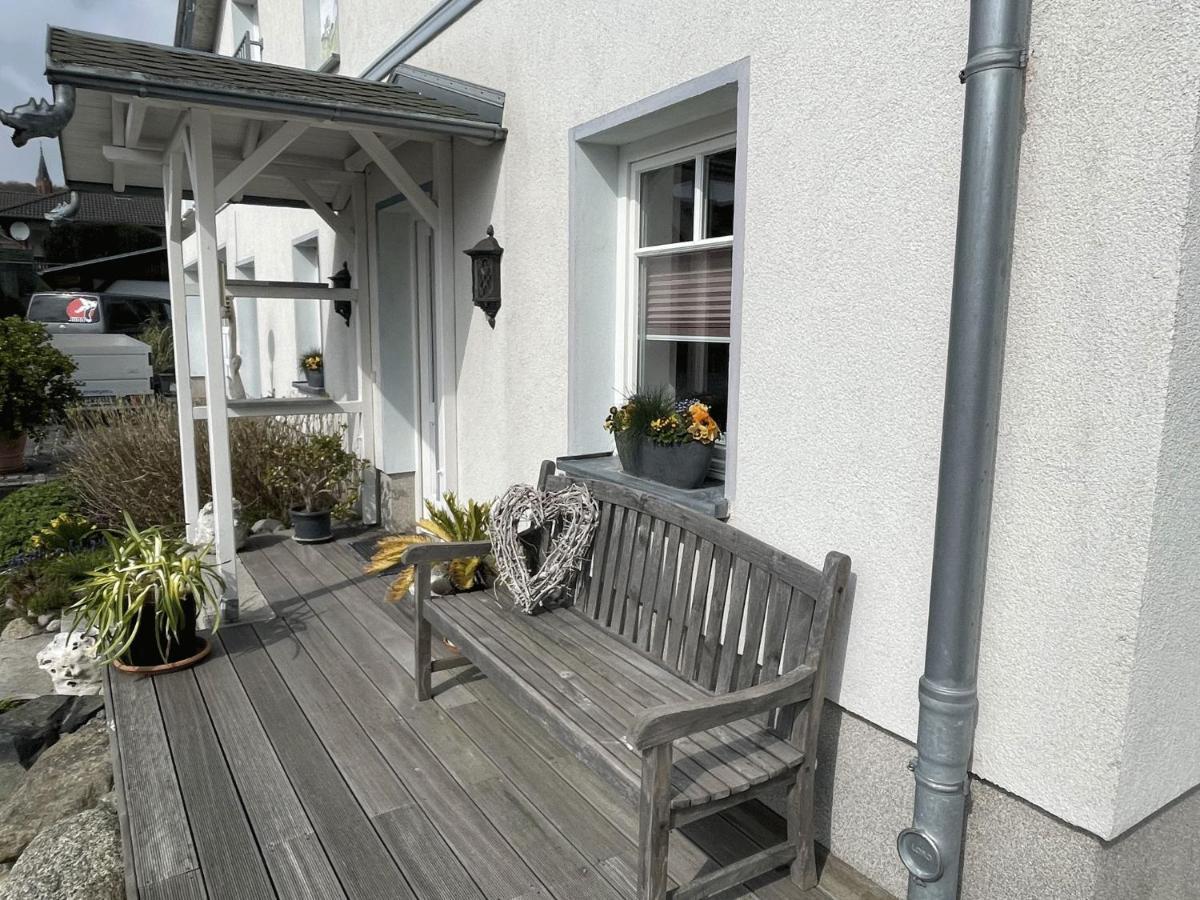 Villa Seestern - Ferienhaus Mit Meerblick Sassnitz Buitenkant foto